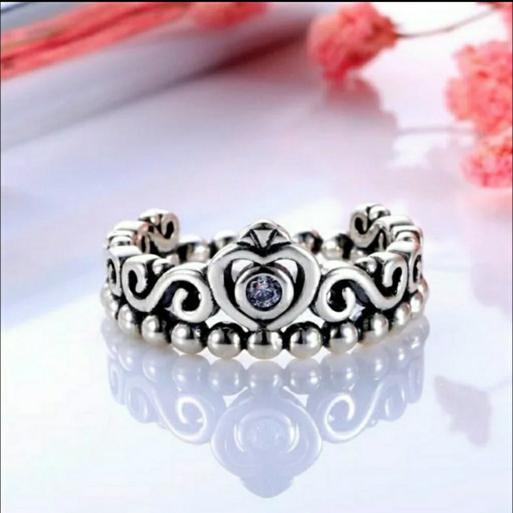 Sale🎊NEW arrival beautiful silver Tiara ring